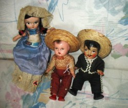 9''  3 COMPO MEXICAN SENIORITA,SENIOR DOLLS, HAT, GUN, COSTUMES 1235